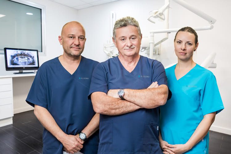 chirurgiens-dentistes de la clinique el cedro tenerife