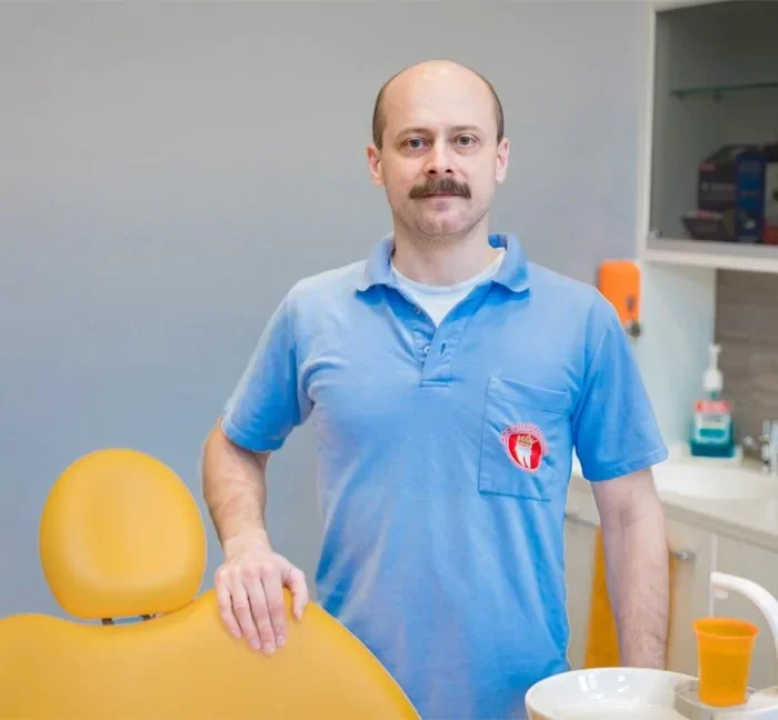 Dr Patonai