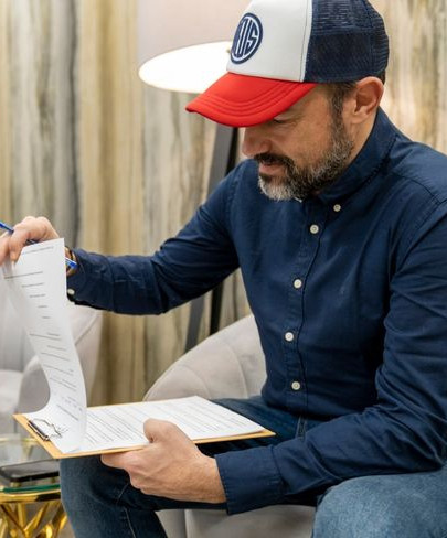 Cédric à la clinique Art N Hair