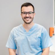 Dr Edvin Sarig